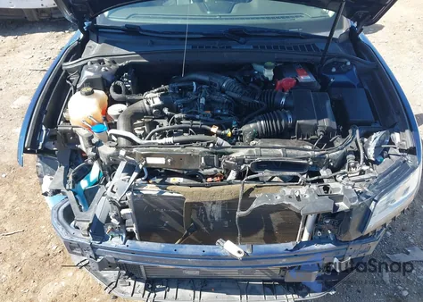 2017 Lincoln Continental Reserve z USA, uszkodzony, nr VIN 1LN6L9NC3H5600644